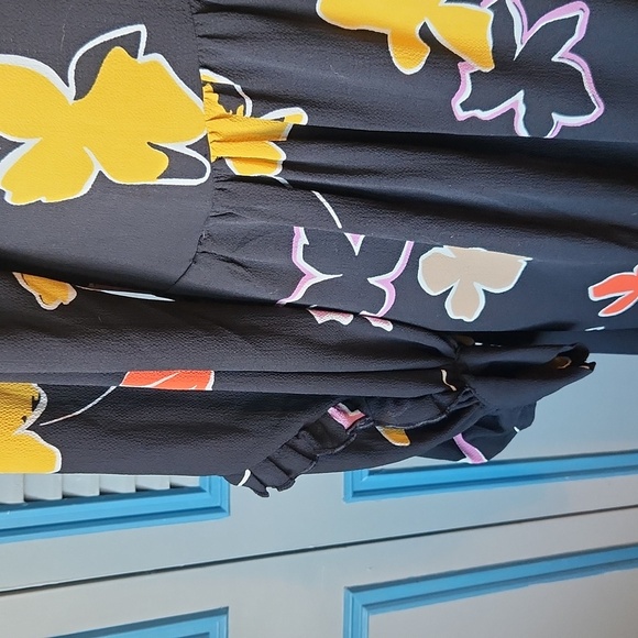 Ted Baker London Yviee Chuck Ruffle Long Sleeve Floral Midi Dress in Black - Picture 6 of 14